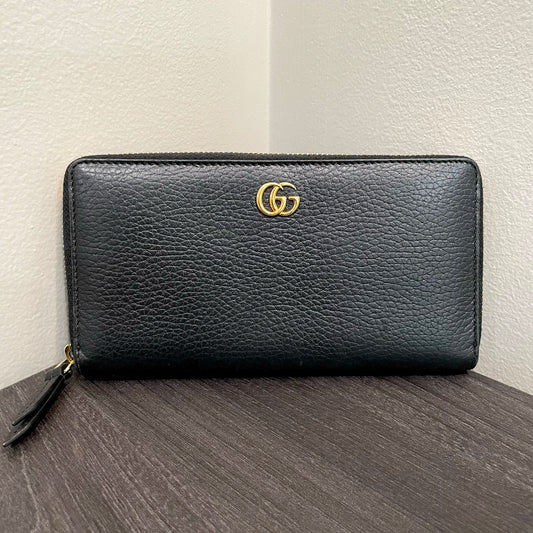 SOLD! Gucci GG Leather Wallet