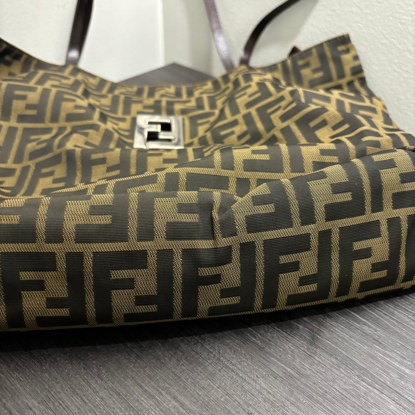 #241 FENDI Tote