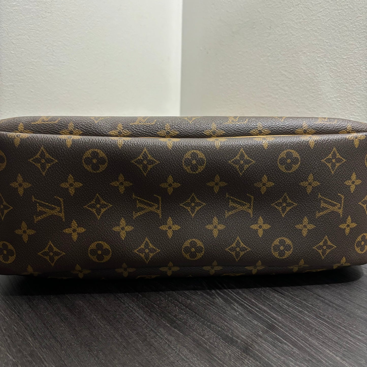 #247 LOUIS VUITTON Deauville