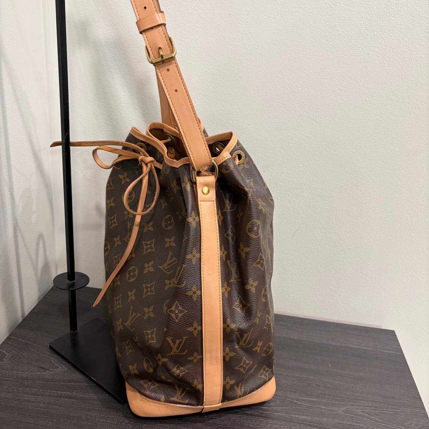 #3219 LOUIS VUITTON Monogram Noe