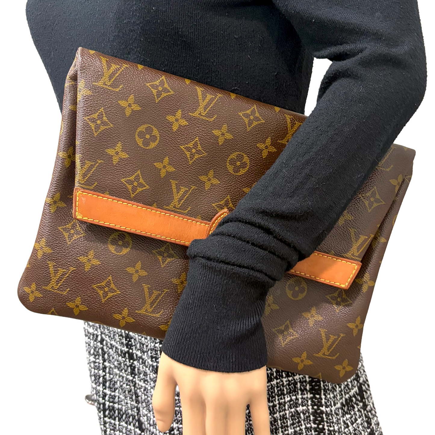 #8006 LOUIS VUITTON Monogram Vintage Pochette Pliante (RARE!)