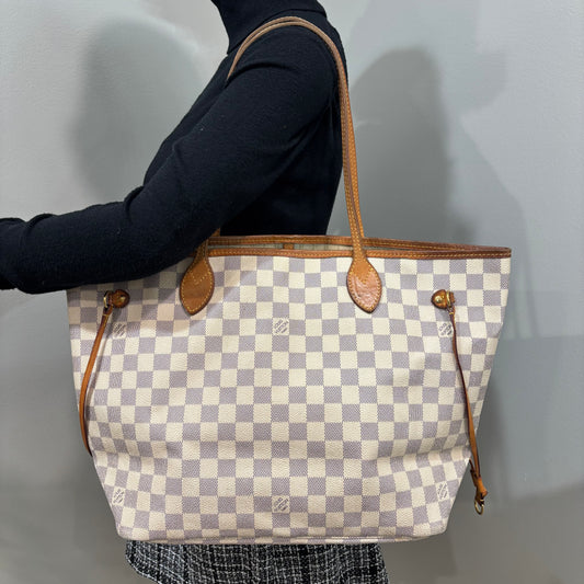 1121 LOUIS VUITTON Azur Damier Neverfull MM