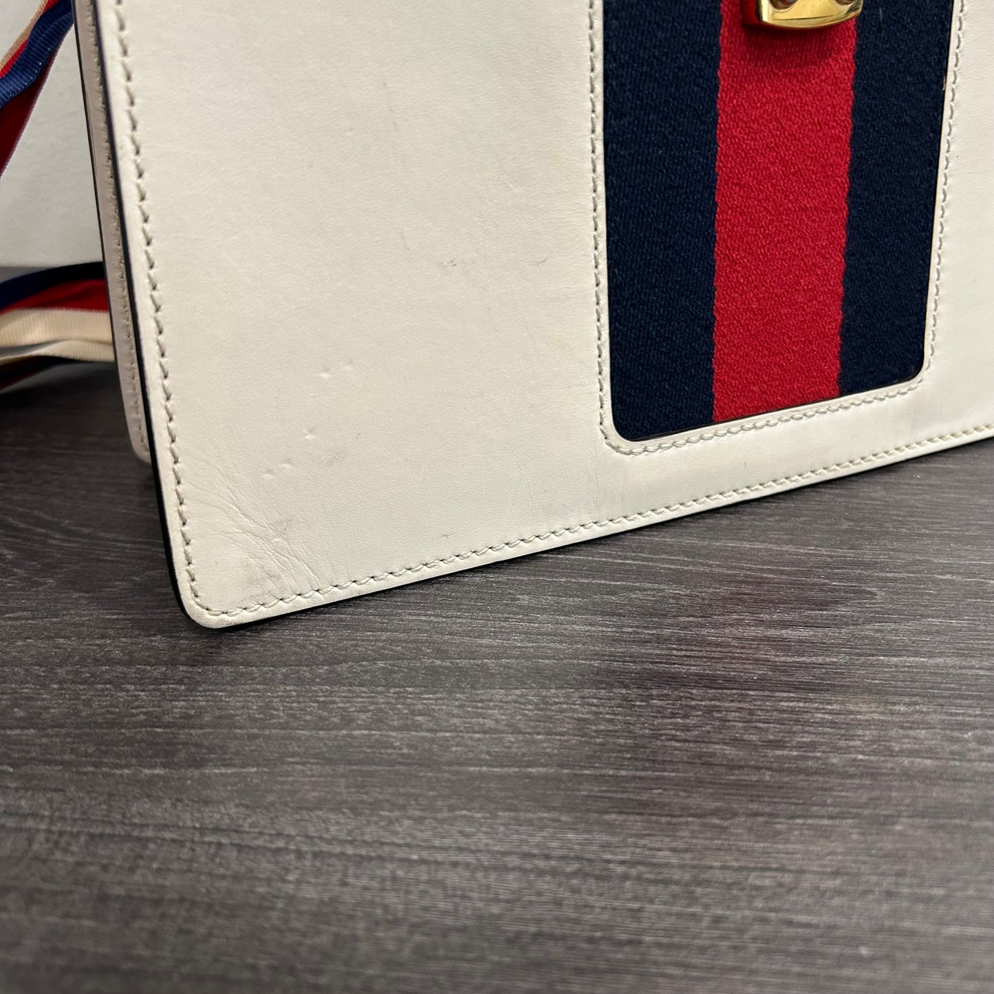 1005 GUCCI Sylvie