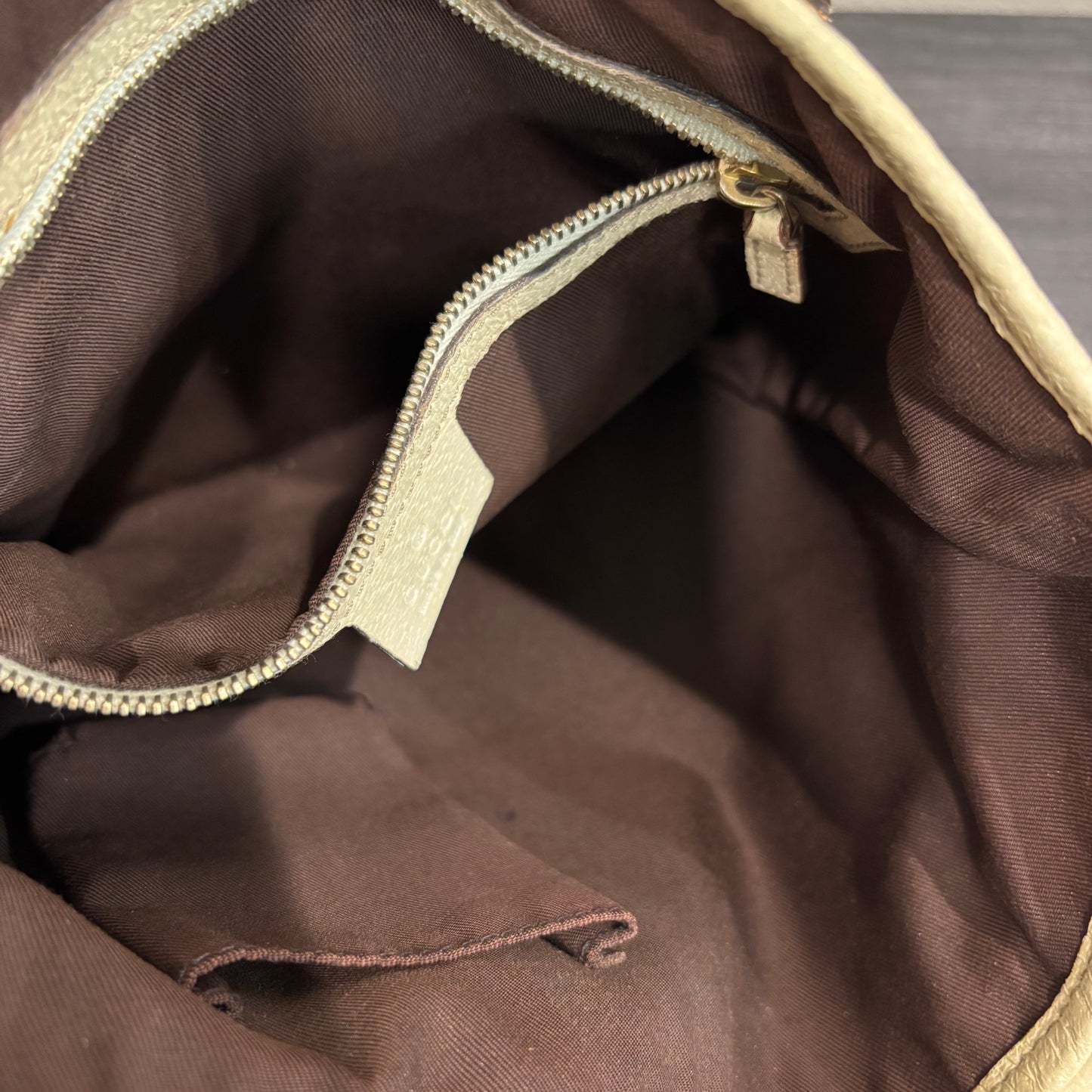 8873 GUCCI GG Canvas Charmy Tote