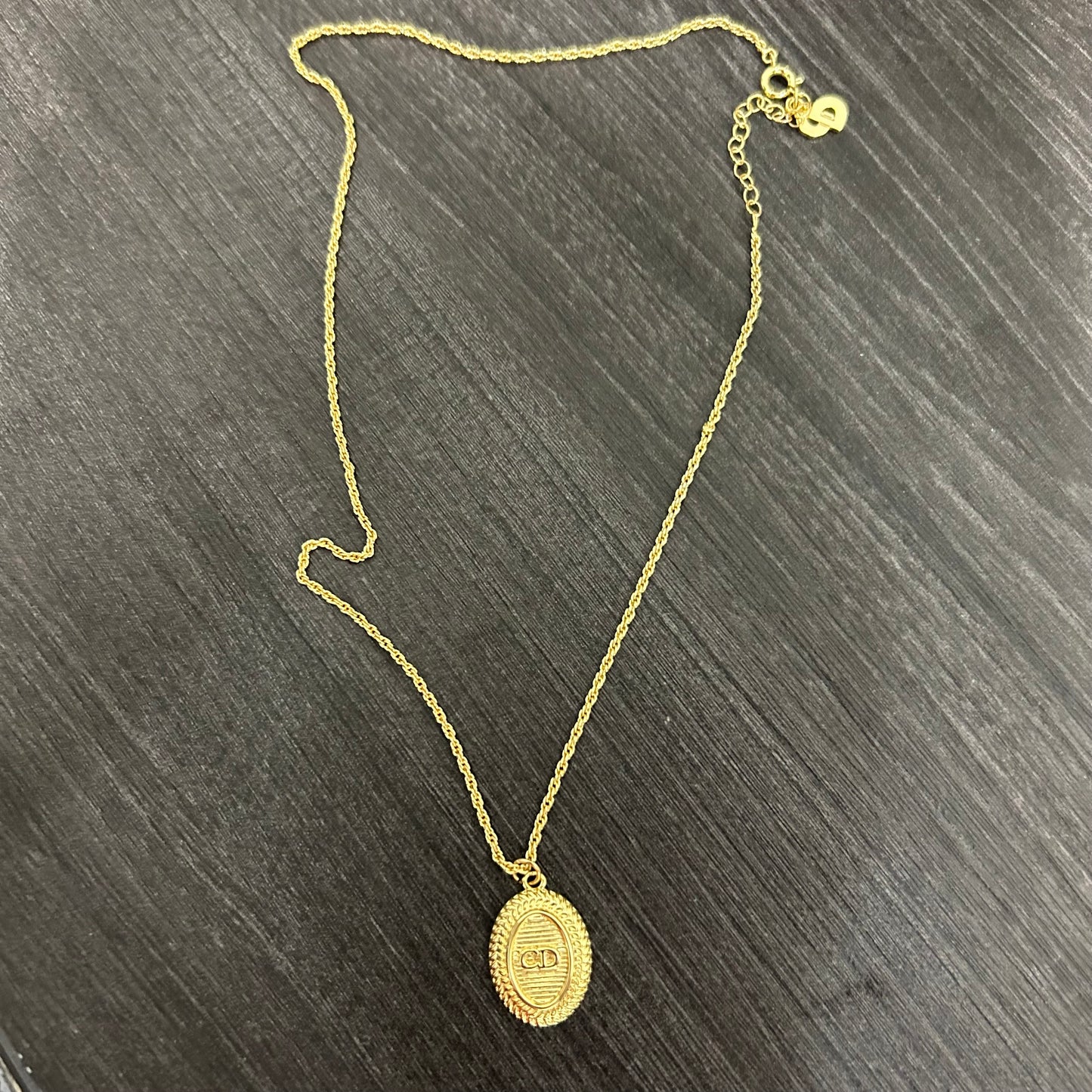 1039 DIOR Pendant Necklace