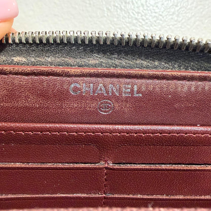 #3218 CHANEL Black Lambskin Leather Matelasse Zip Wallet