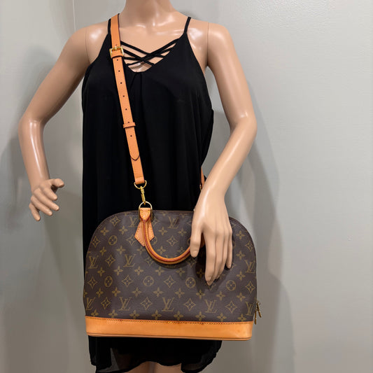 #1110 LOUIS VUITTON Alma PM