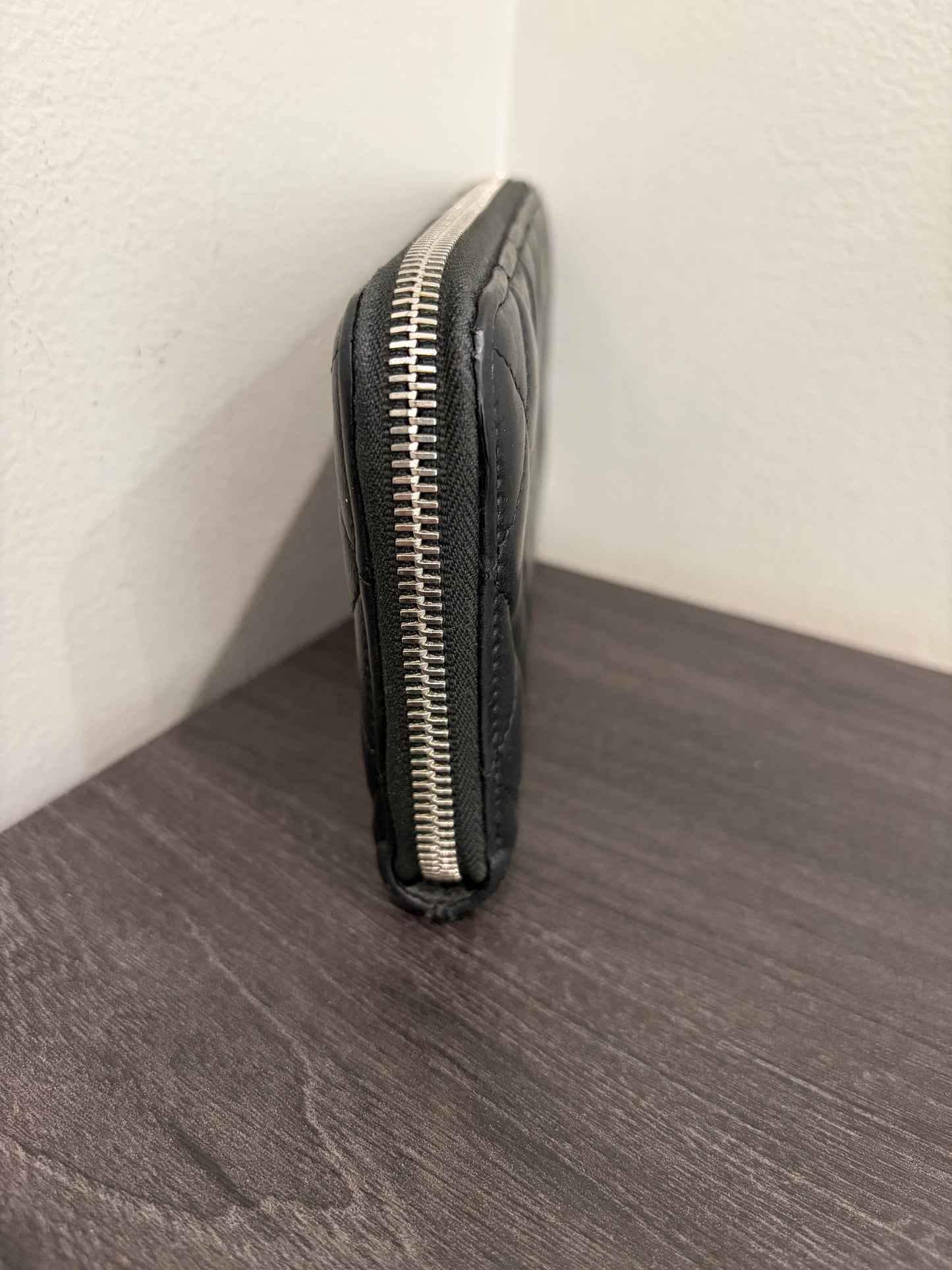 #3236 CHANEL 2018-2019 Black Zip Wallet