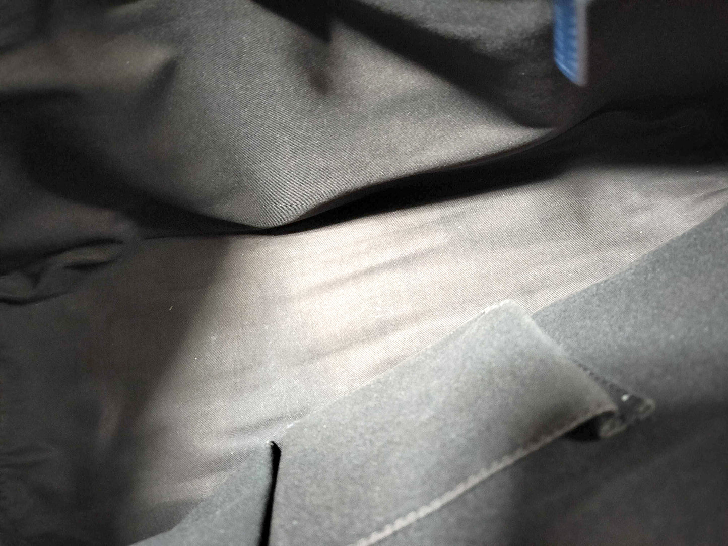 #1161 GUCCI Diamante Embossed Blue Leather Shoulder Tote