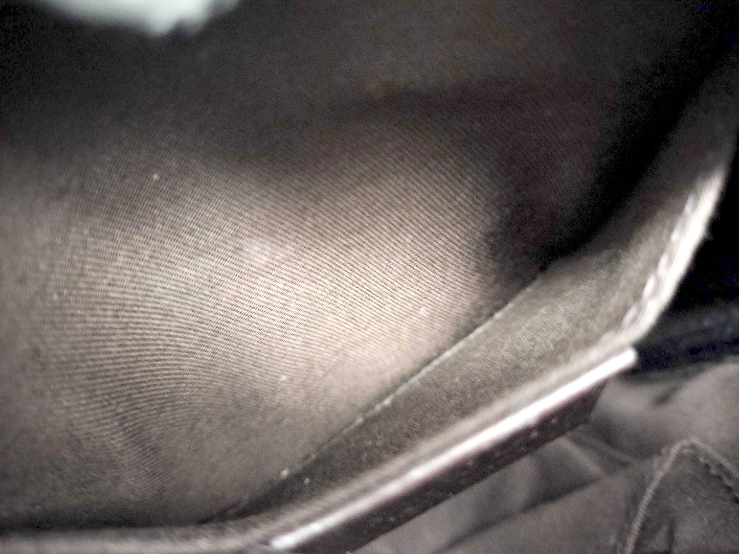 #1110 GUCCI GG Supreme Camera Crossbody Bag