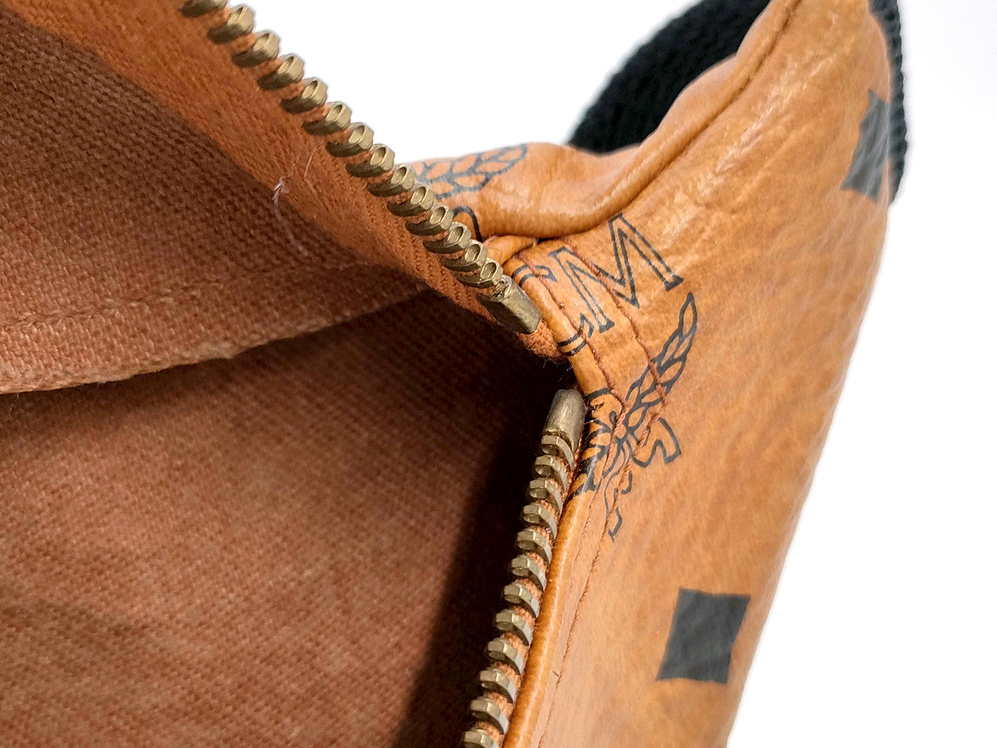 #1372 MCM Vintage Cognac Visetos Belt (Bum) Bag