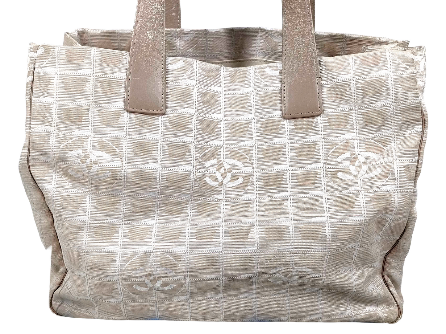 #1153 CHANEL Neutral Ligne Tote