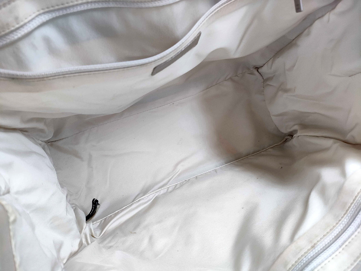 #1153 CHANEL Neutral Ligne Tote