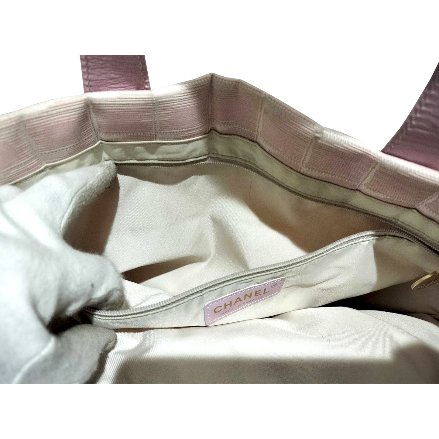 #1154 CHANEL Pink Ligne Tote