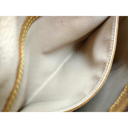 1175 LOUIS VUITTON Monogram Bucket Tote (Cigarette Odor)