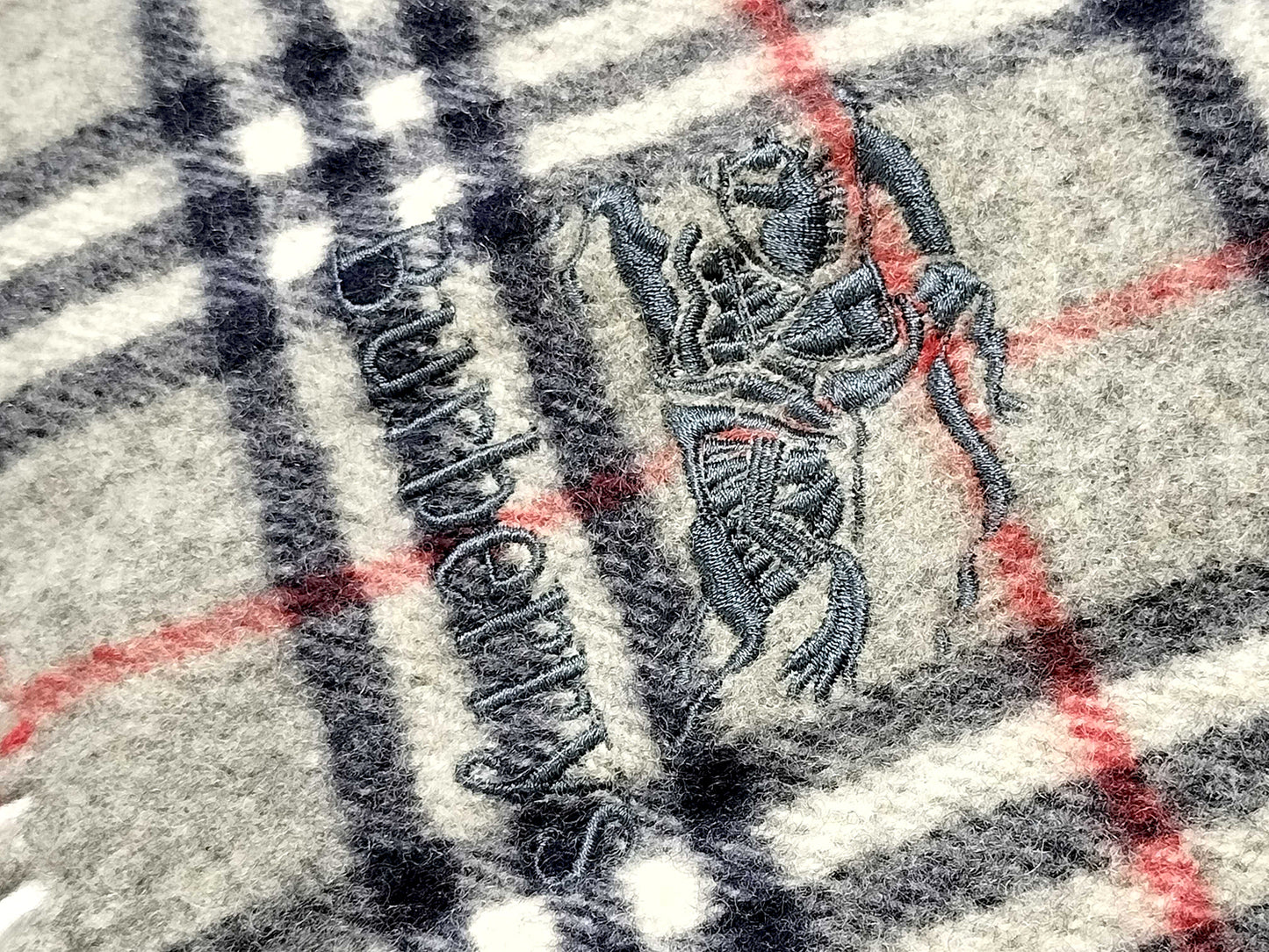 #1315 BURBERRY Vintage Gray Check 100% Wool Lap Blanket