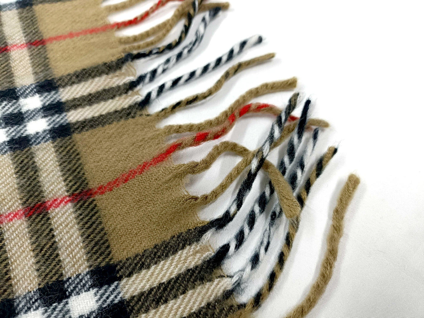 #1316 BURBERRY Vintage Beige Check 100% Lambswool Scarf