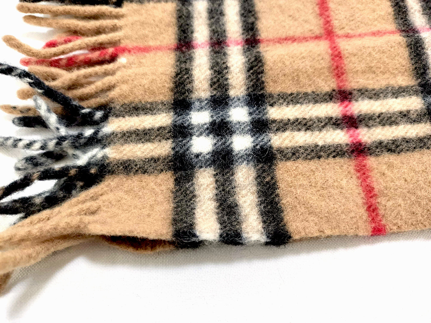 #1329 BURBERRY Vintage Archive Beige 100% Lambswool Scarf