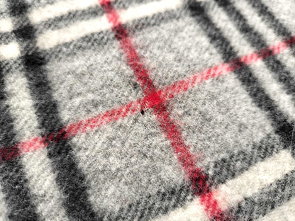 #1335 BURBERRY Vintage Gray Check 100% Lambswool Scarf