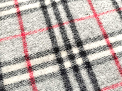 #1335 BURBERRY Vintage Gray Check 100% Lambswool Scarf