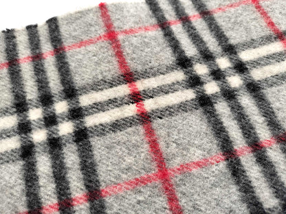#1335 BURBERRY Vintage Gray Check 100% Lambswool Scarf