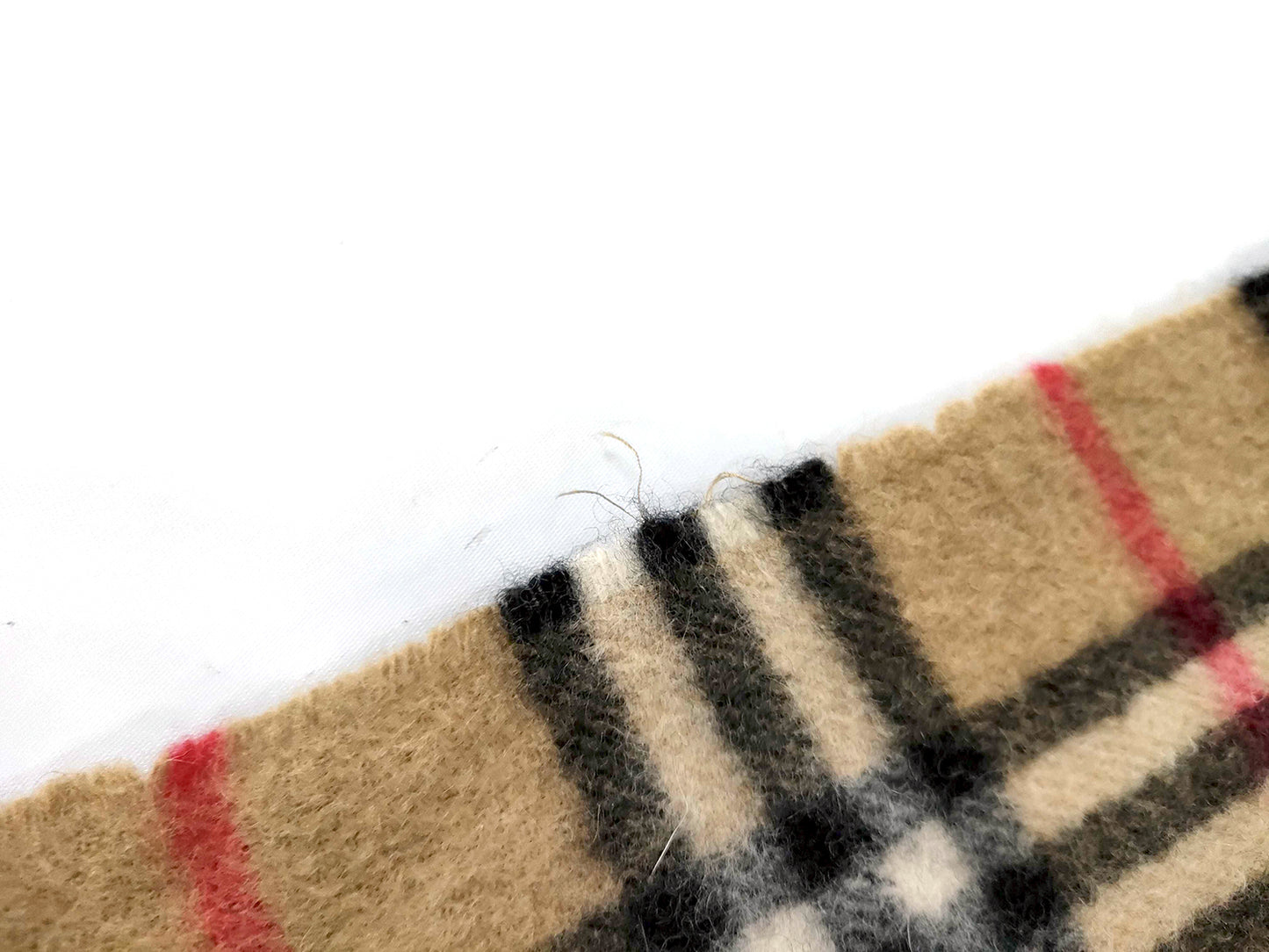 #1333 BURBERRY Vintage Archive Beige 100% Cashmere Scarf