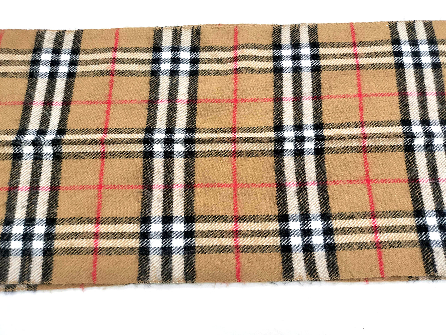 #1324 BURBERRY Vintage Archive Beige Check 100% Lambswool Scarf