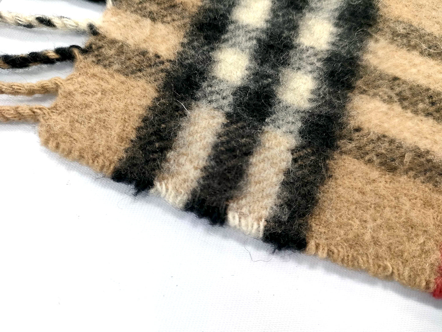 #1323 BURBERRY Vintage Archive Beige Check 100% Cashmere Scarf