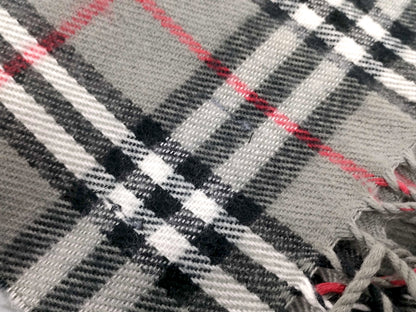 #1339 BURBERRY Vintage Gray Check 100% Lambswool Scarf
