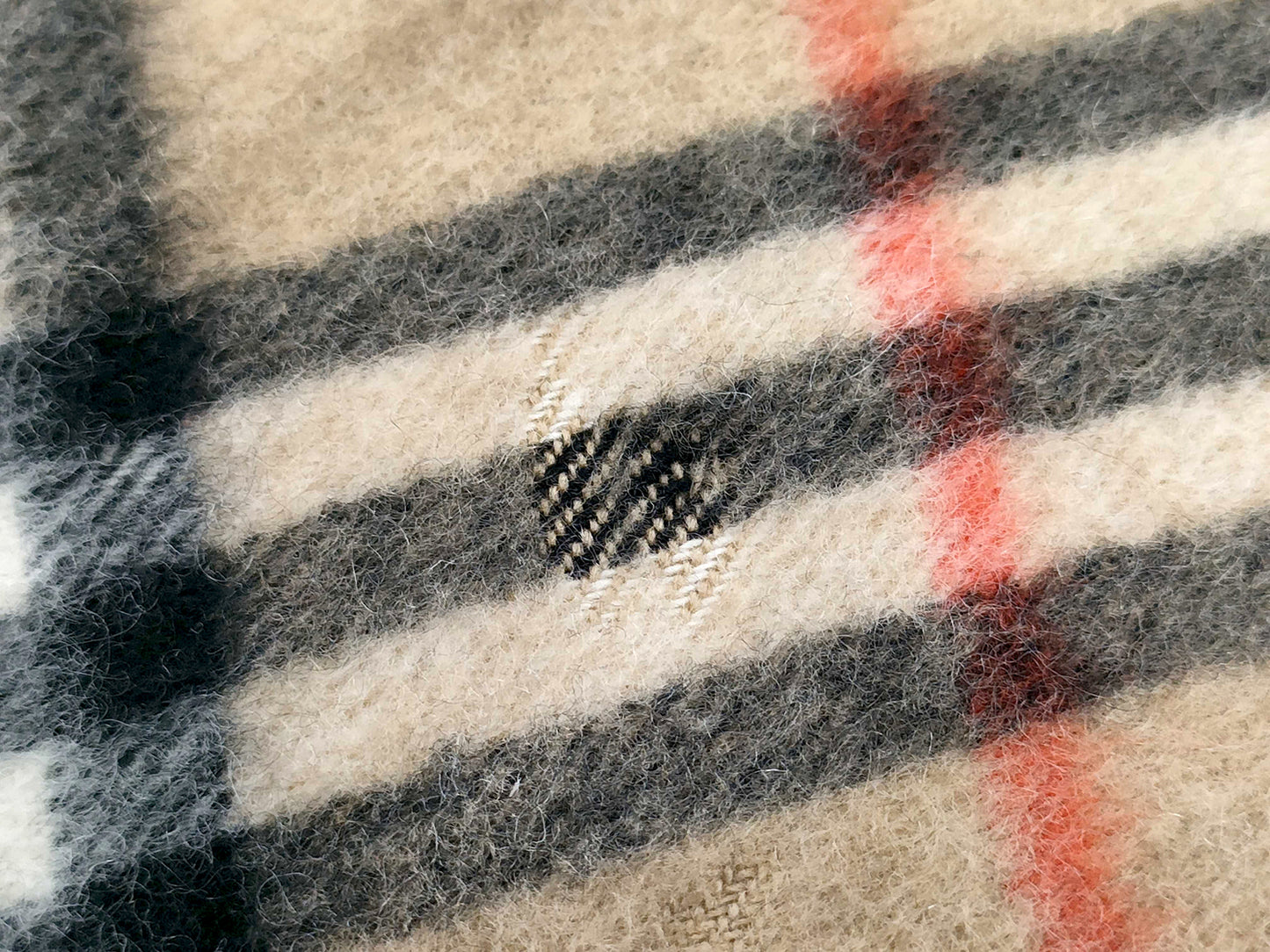 #1332 BURBERRY Vintage Archive Beige 100% Cashmere Scarf