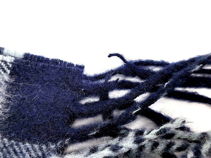 #1326 BURBERRY Vintage Navy 100% Lambswool Scarf