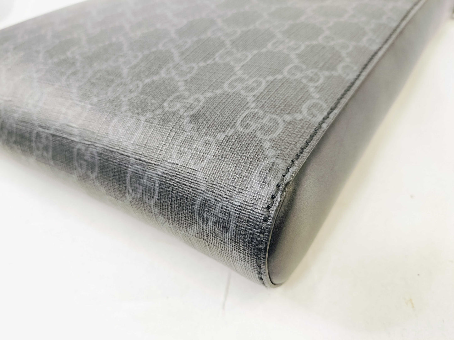 #1200 GUCCI Black GG Supreme Flat Messenger Web Crossbody