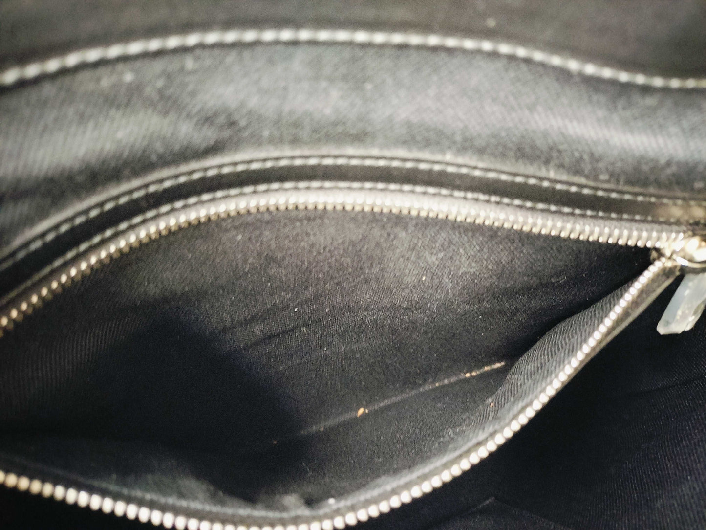 #1200 GUCCI Black GG Supreme Flat Messenger Web Crossbody