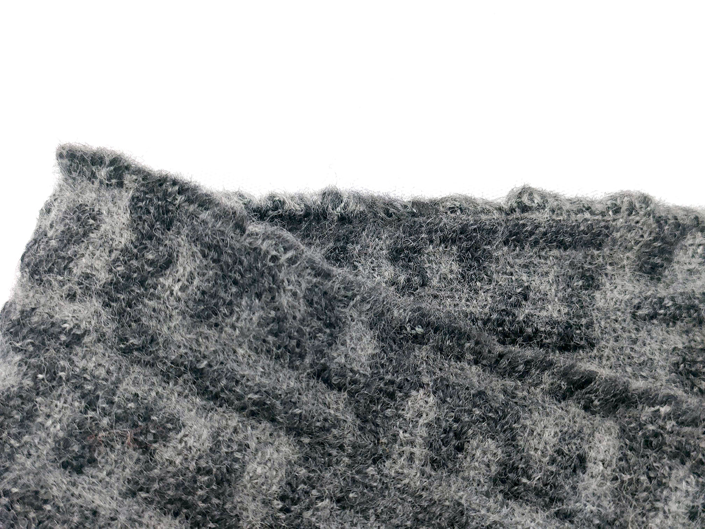 #1528 FENDI Zucca 100% Wool Scarf