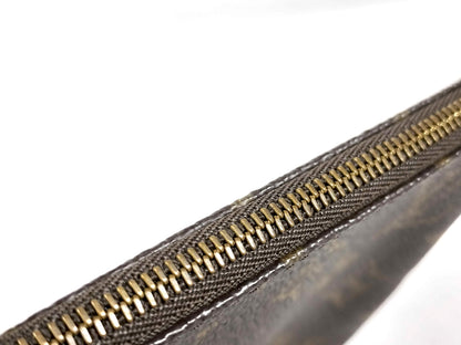 #1309 LOUIS VUITTON Monogram Accessory Pochette