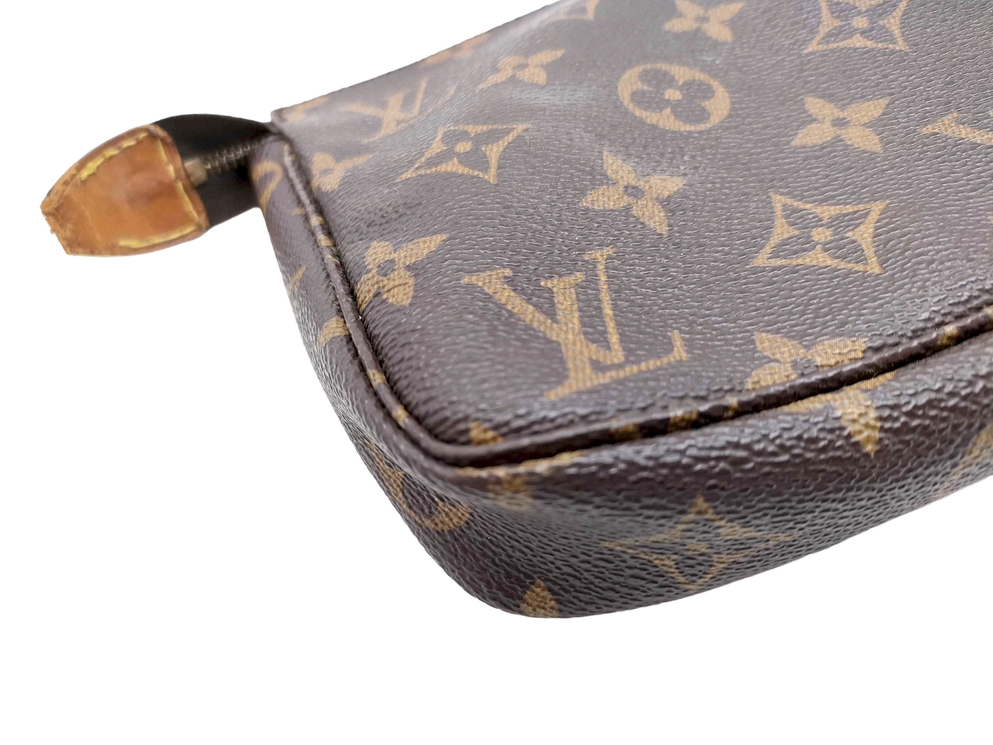 #1308 LOUIS VUITTON Monogram Pochette (Damaged)