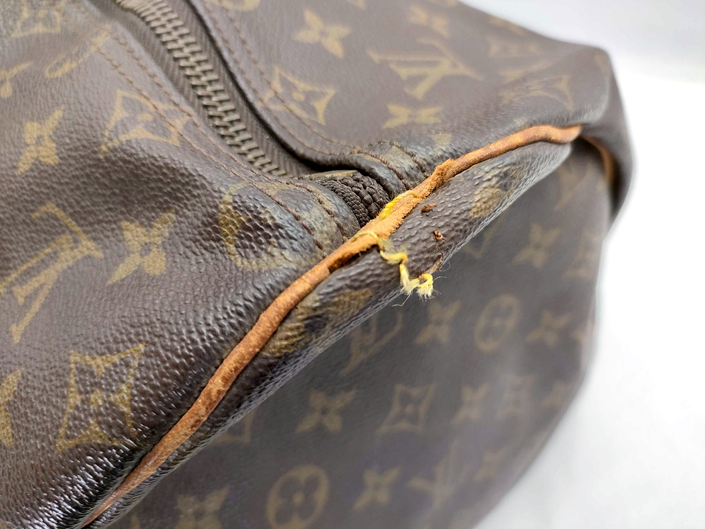 #1277 LOUIS VUITTON Monogram Keepall 60