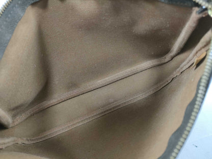 #1288 LOUIS VUITTON Monogram Pochette