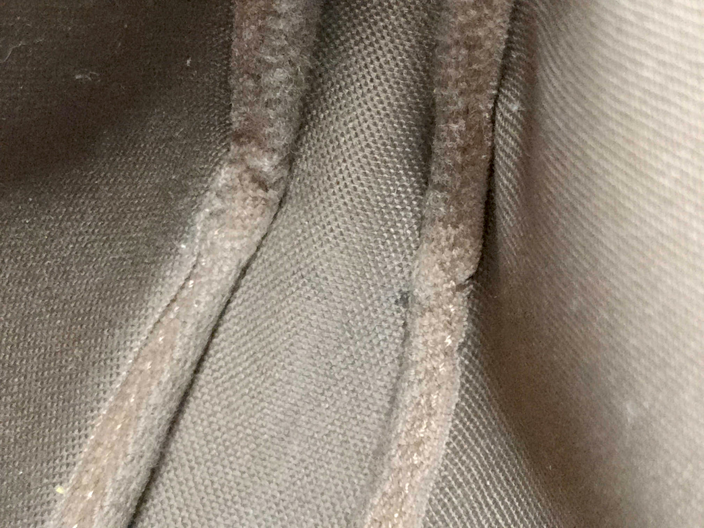 #1307 LOUIS VUITTON Monogram Pochette