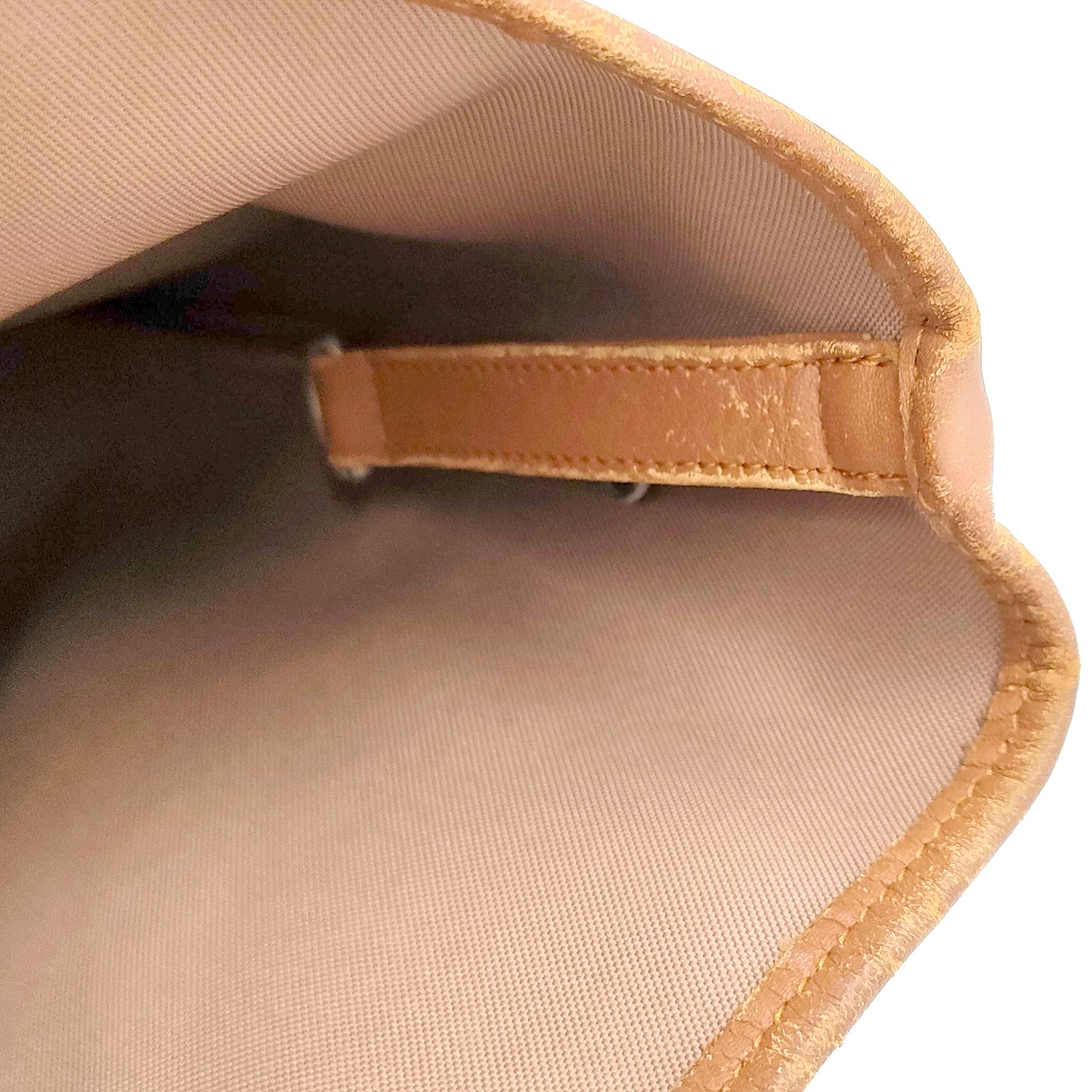 #1138 MCM Shoulder Tote in Cognac Visetos (Lipstick Staining)