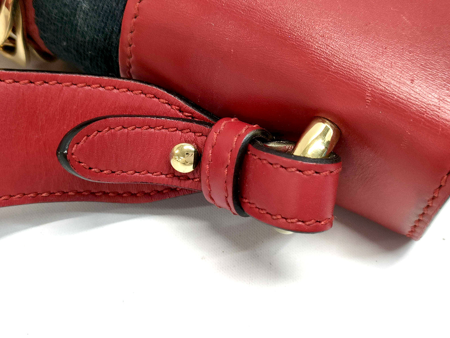 #1380 GUCCI Web Sylvie Medium Red Calfskin Leather Shoulder Bag