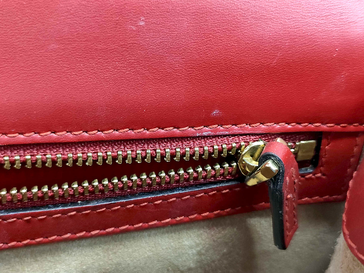 #1380 GUCCI Web Sylvie Medium Red Calfskin Leather Shoulder Bag