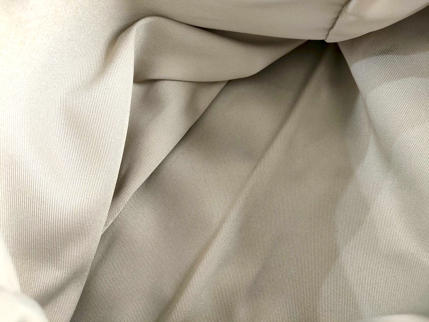 #1420 MARIO VALENTINO Luisa Diamond Leather Shoulder Bag