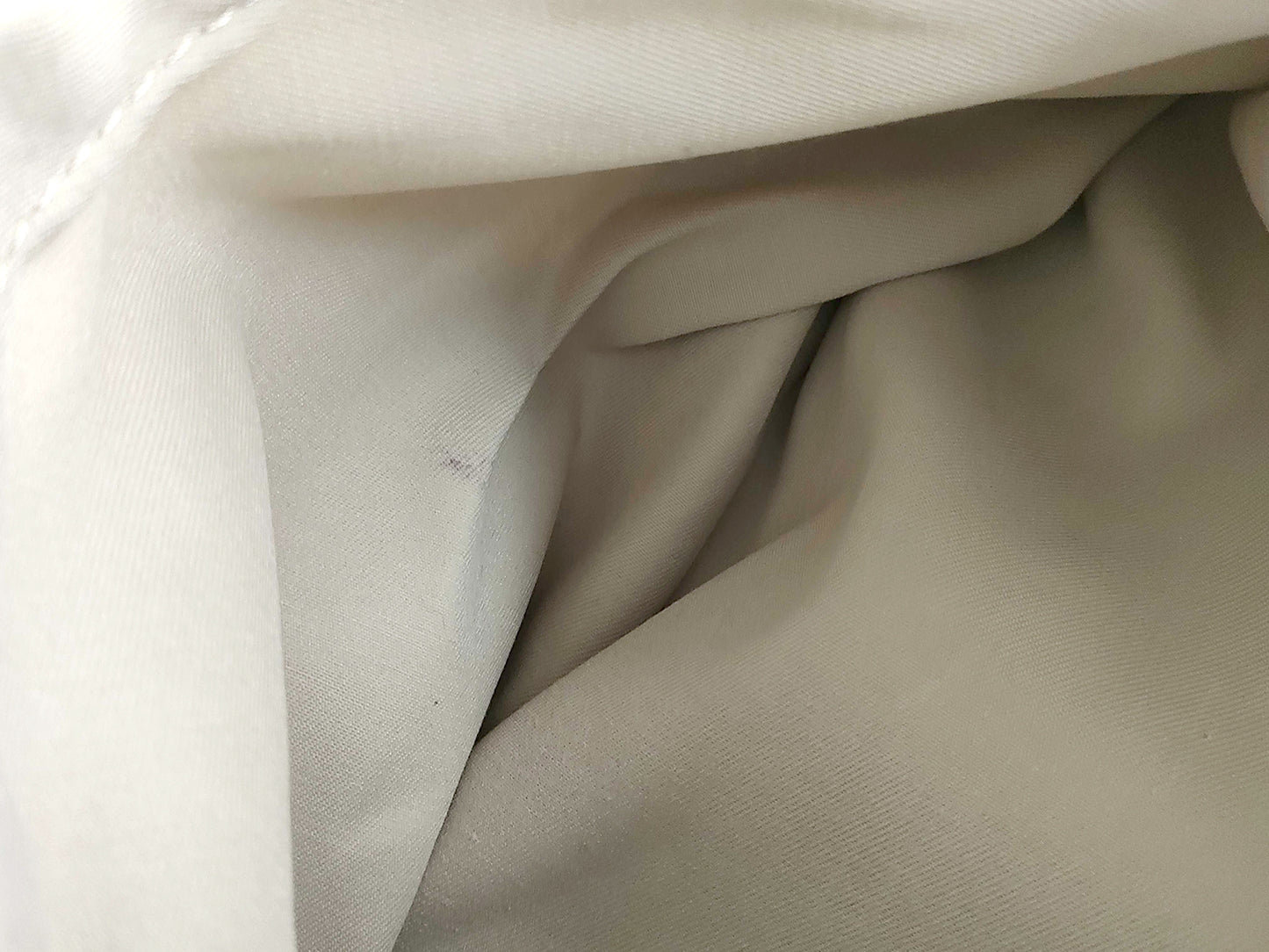 #1420 MARIO VALENTINO Luisa Diamond Leather Shoulder Bag