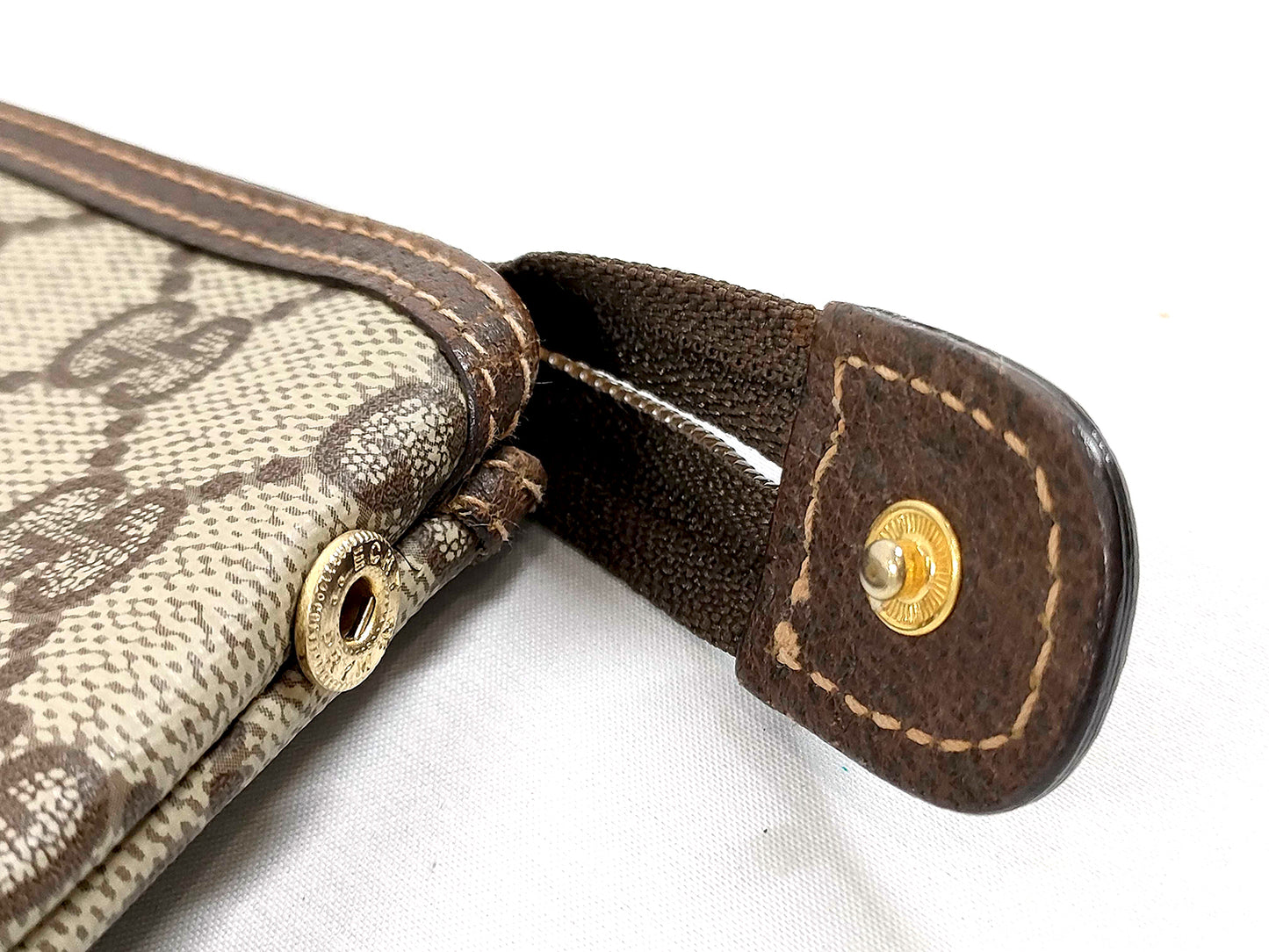 #1411 GUCCI GG Supreme Cosmetic Pouch