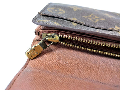 #1458 LOUIS VUITTON Monogram Bi-fold Long Wallet
