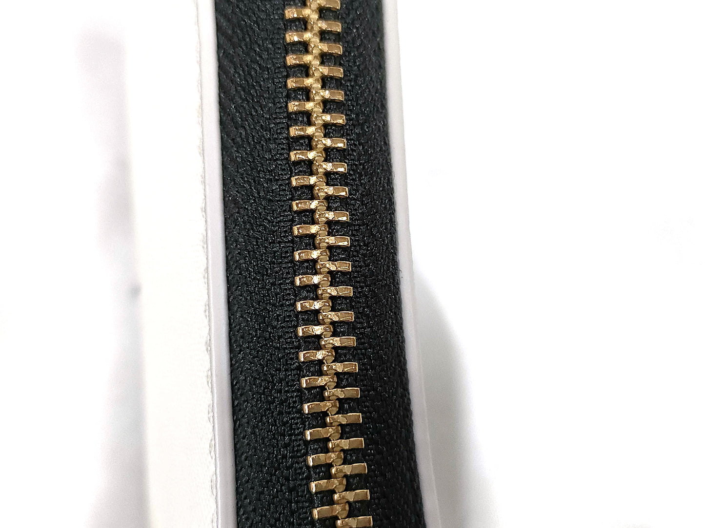 #1385 MARC JACOBS Saffiano Leather Snapshot Camera Micro Crossbody