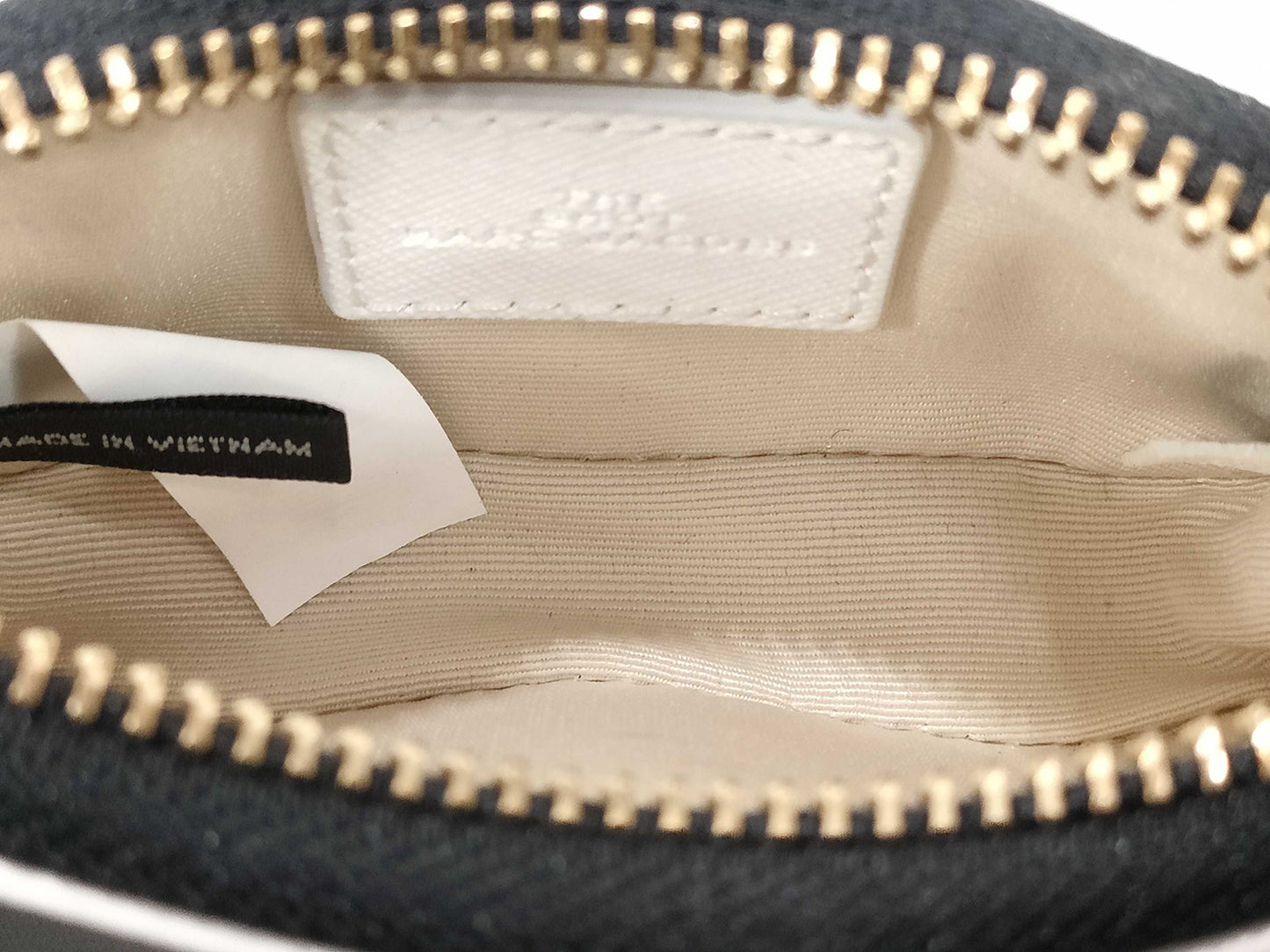 #1385 MARC JACOBS Saffiano Leather Snapshot Camera Micro Crossbody