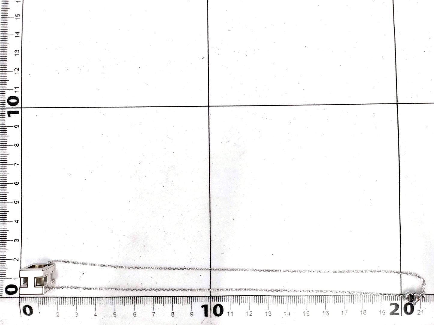 #1391 HERMÈS White Enamel H Cube Cage d'Ash Silver Metal Necklace