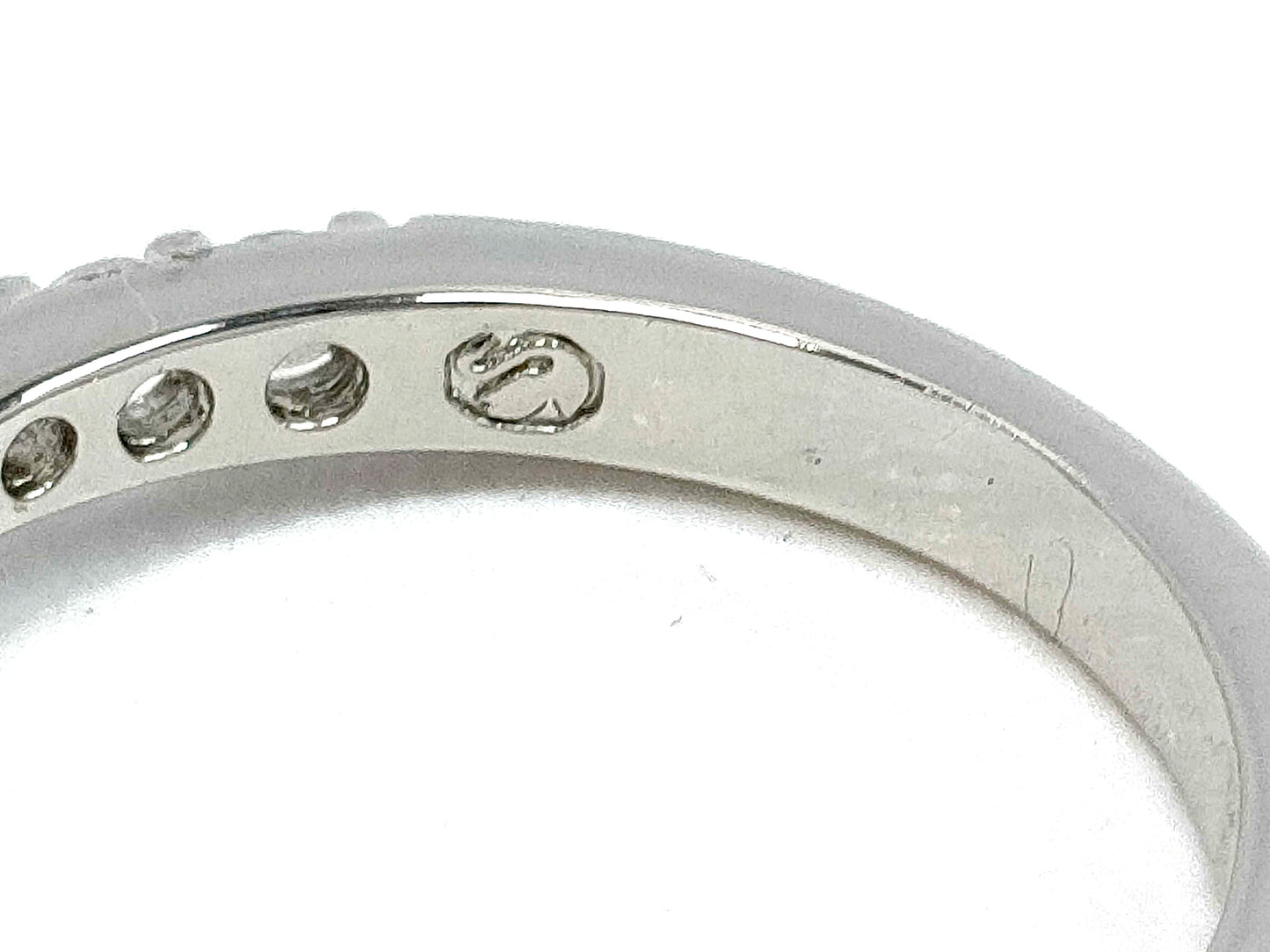 #1448 SWAROVSKI Stilla Cocktail Ring Size 52